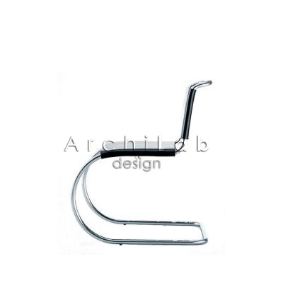 Ludwig Mies Van Der Rohe: Chair - 02