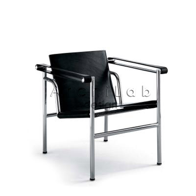  Le Corbusier: Armchair - 03